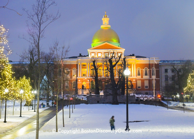 Winter walking tour of Boston: Massachusetts State House in the snow